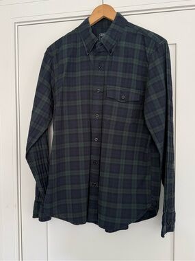 Abercrombie & Fitch Men’s Navy & Dark Green Plaid Button-Down Shirt Men’s Size M